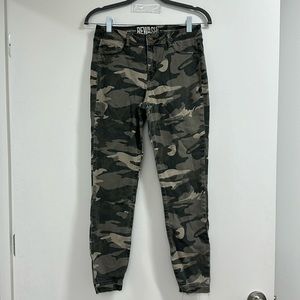 REWASH Camo Jeans